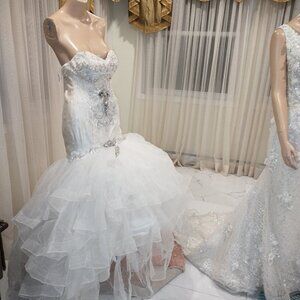 Wedding gown